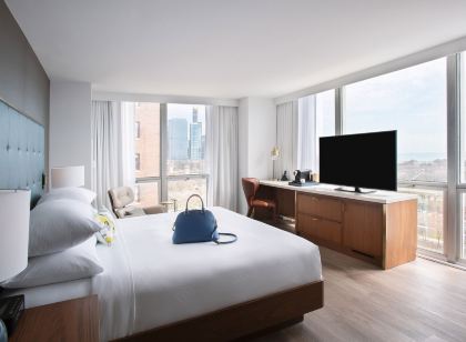 Le Meridien Essex Chicago