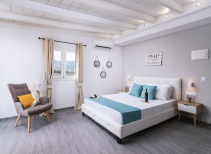 Ermis Luxury Suites & Apartments
