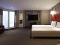 ibis-paris-canal-saint-martin