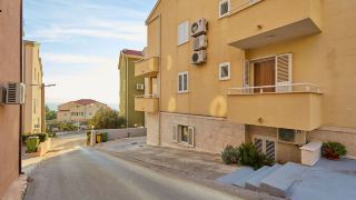 apartments-zelic-tucepi