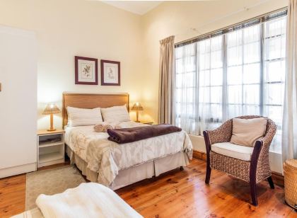 Treetops Guesthouse