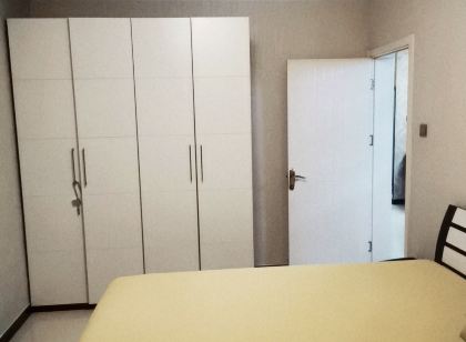 河苗公寓(牛圈子溝路分店)