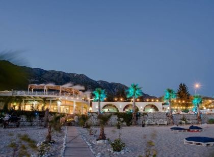 Drymades Inn Resort