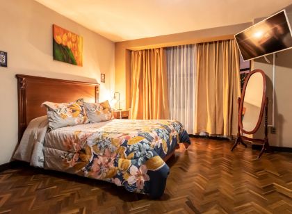 Elegance Hotel