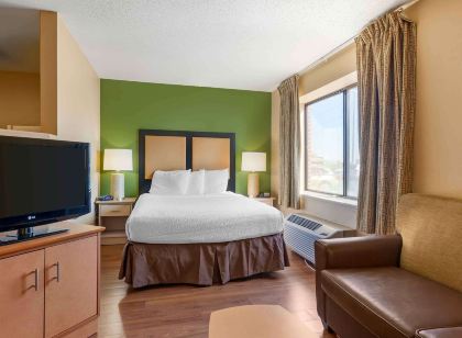 Extended Stay America Select Suites - Madison - Old Sauk Rd
