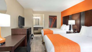 howard-johnson-by-wyndham-pigeon-forge