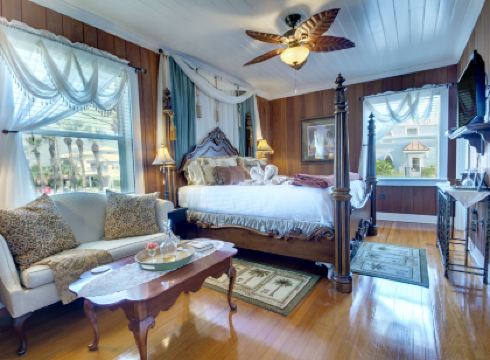 Beachfront Bed & Breakfast