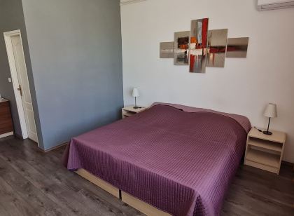 Rooms Lara