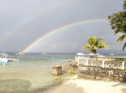 Love's Beach and Dive Resort