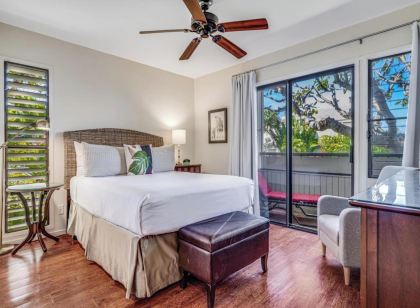 Wailea Ekolu Village - CoralTree Residence Collection