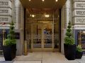 hampton-inn-majestic-chicago-theatre-district