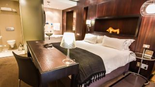 colosseum-luxury-hotel