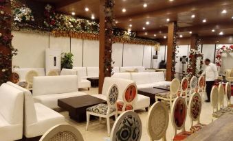 Maisonette Hotels And Resorts Lahore