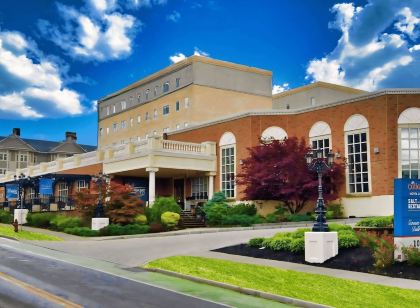 Collegian Hotel & Suites, Trademark Collection by Wyndham