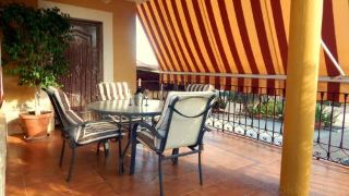 villa-maria-pista-de-padel-y-piscina