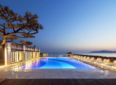 Paradise Hotel Busan