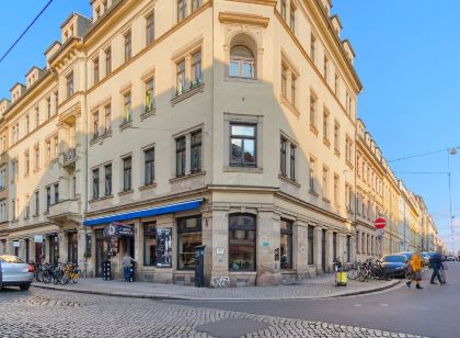 蒙德帕拉斯特青年旅館