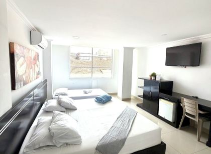 Hotel Six Avenue