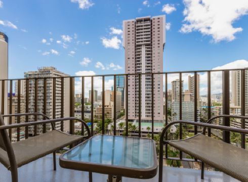 Ohia Waikiki Studio Suites