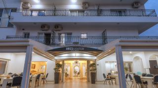 mikes-kanarium-city-hotel