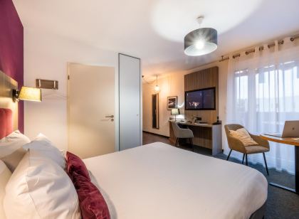 Nemea Appart Hotel Quai Victor Tours Centre