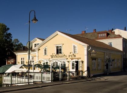 Garvaregården Hotel , B&B Och Café