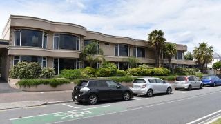 baywatch-motor-inn