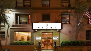night-hotel-broadway