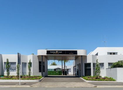 Durham Court Motor Inn