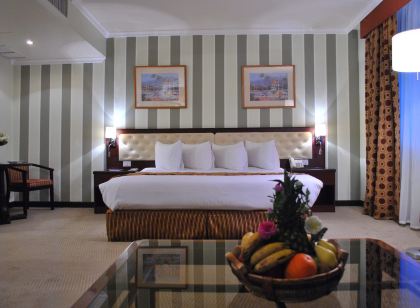 Larsa Hotel