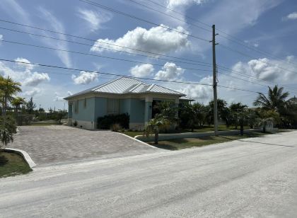 2 Bedroom Home with Dock Slip