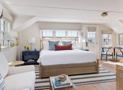 The Cottages at Nantucket Boat Basin
