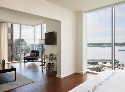 Thompson Seattle by Hyatt