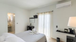 hotel-alexandra