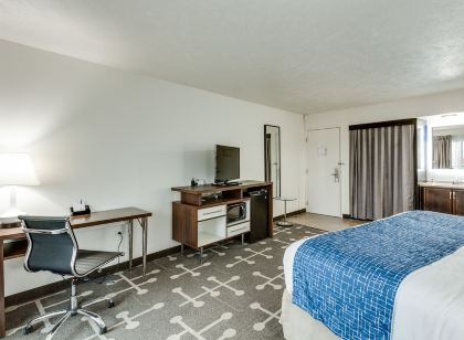 Baymont by Wyndham Spokane