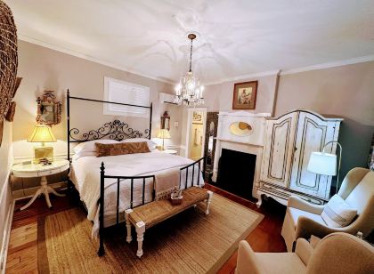 Bijou Boutique Inn