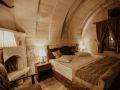 alia-cave-hotel
