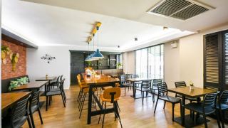 kitzio-house-hotel-huai-kwang