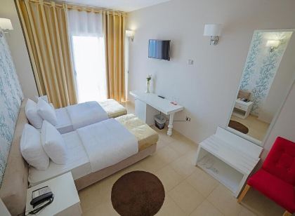 Sun Hotel