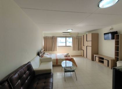 Muangthong Inn at Popupar Condo