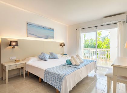 Hotel Martorell by Mhr