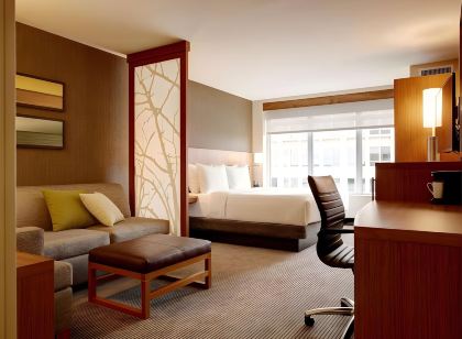Hyatt Place Arlington Courthouse Plaza