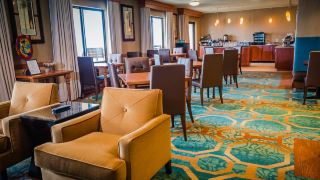 hilton-st-petersburg-carillon-park