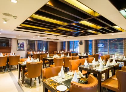 Platinum Grand