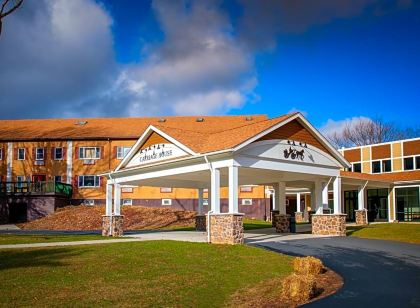 Carriage House Country Club