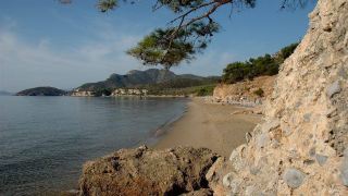 aphrodite-hotel-and-suites