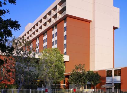 Ontario Airport Hotel & Conference Center
