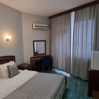 Standard Double Room Standard Double Room Flora Hotel Promo Code