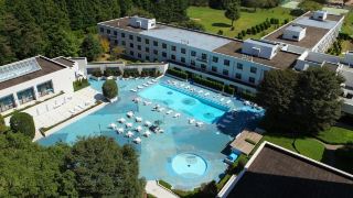 international-resort-hotel-yurakujo