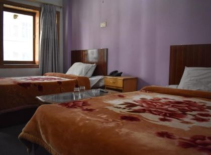 Hotel Shaheen